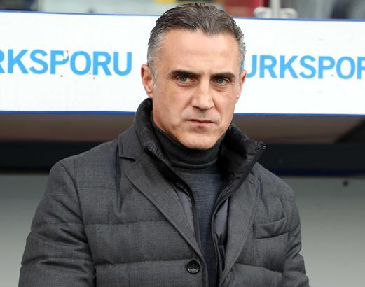 Kasımpaşa'da Tayfur Havutçu ilk galibiyetini aldı