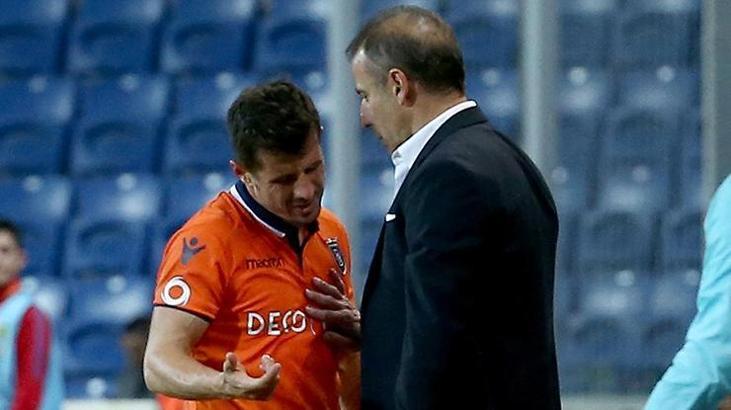 Emre Belözoğlu maçı tamamlayamadı