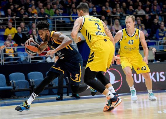 Turkish Airlines Euroleague'de 13. haftanın MVP'si Devin Booker
