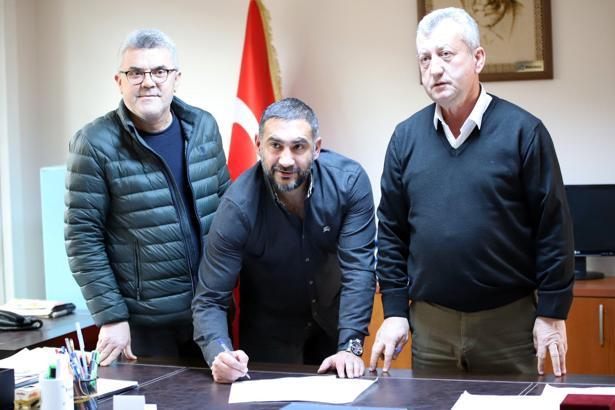 Menemenspor Ümit Karan'ı resmen açıkladı