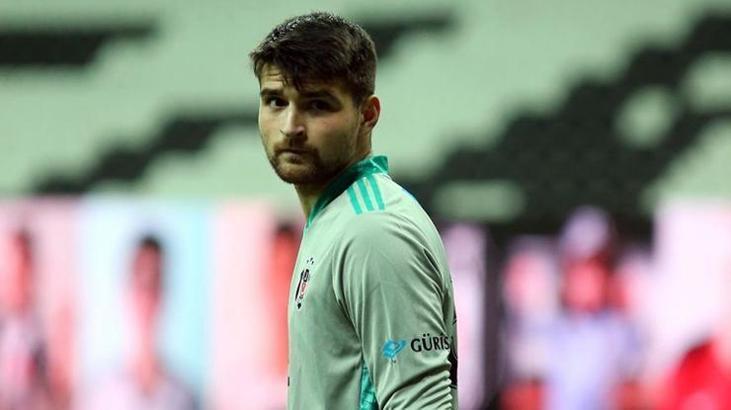 Beşiktaş'ta Kaleci Ersin Destanoğlu'ndan kritik kurtarış