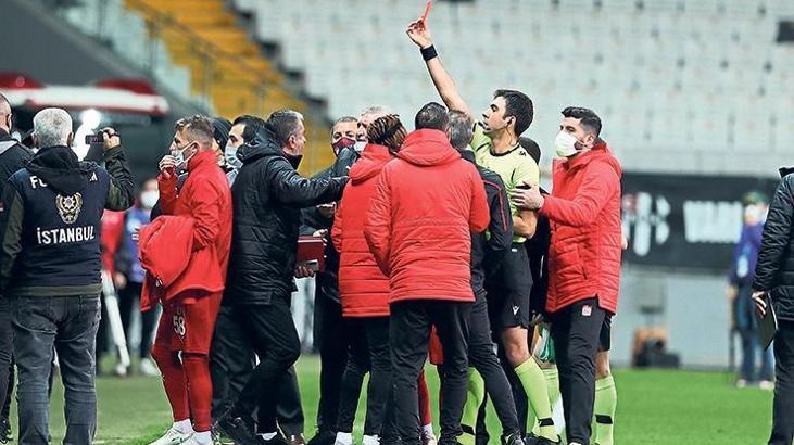 Sivasspor'un hakem isyanı!