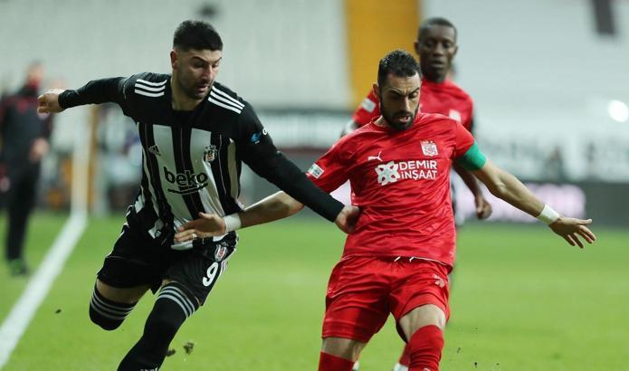 Uğur Çiftçi isyan etti: Bunun için mi emek veriyoruz! Taçtan gol yiyoruz, ayıp!