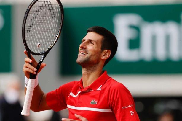 Novak Djokovic ve Sofia Kenin, Fransa Açık'ta üçüncü tura yükseldi