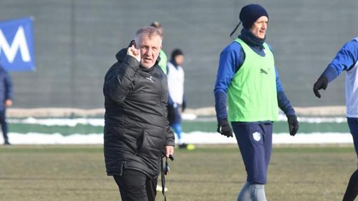 Mesut Bakkal: Erzurumspor daha iyi yerlere layık