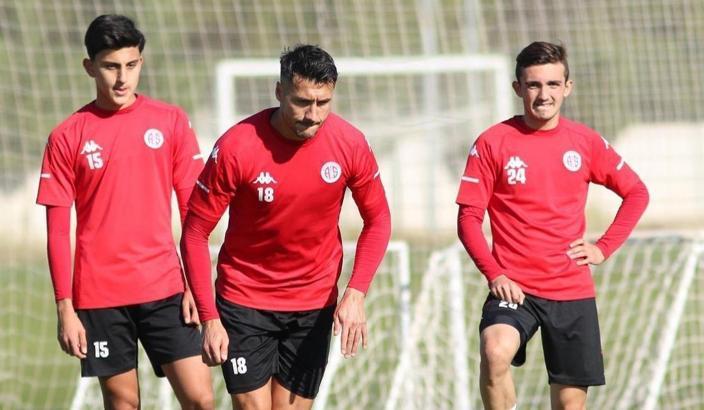 Antalyaspor ile Hatayspor, 44 yıl sonra karşılaşıyor
