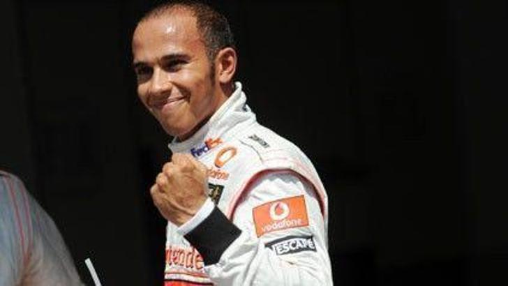Valencia'da ilk cep Hamilton'un!