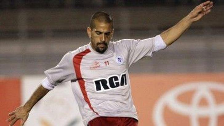 Veron kendi maaşını kesti!