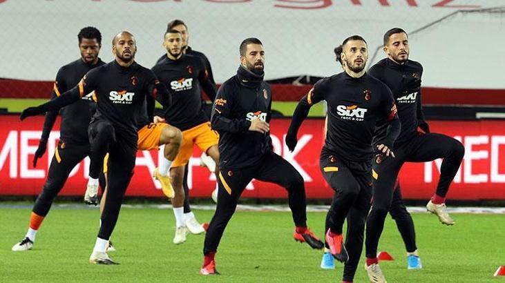 Galatasaray'da Trabzonspor maçında 2 değişiklik