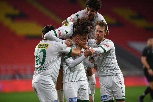 Bursaspor'un alt yapısından gelenler göz kamaştırıyor