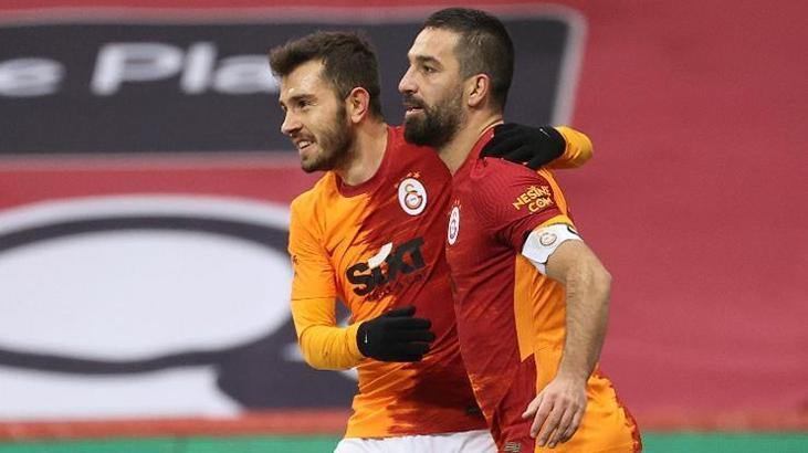 Arda Turan 10 yıl sonra iç sahada gol attı