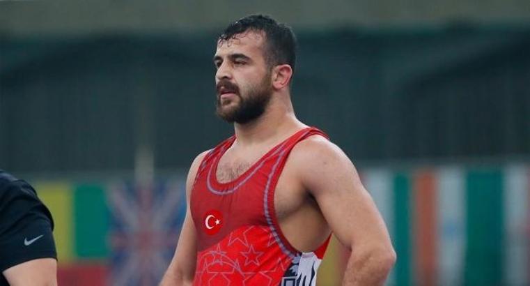 Nuri Kotanoğlu gümüş madalya kazandı