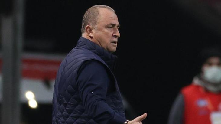 Galatasaray'da Fatih Terim'den futbolculara uyarı!