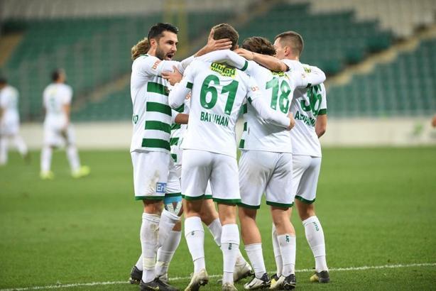 Bursaspor, Göztepe deplasmanında turu geçmek istiyor