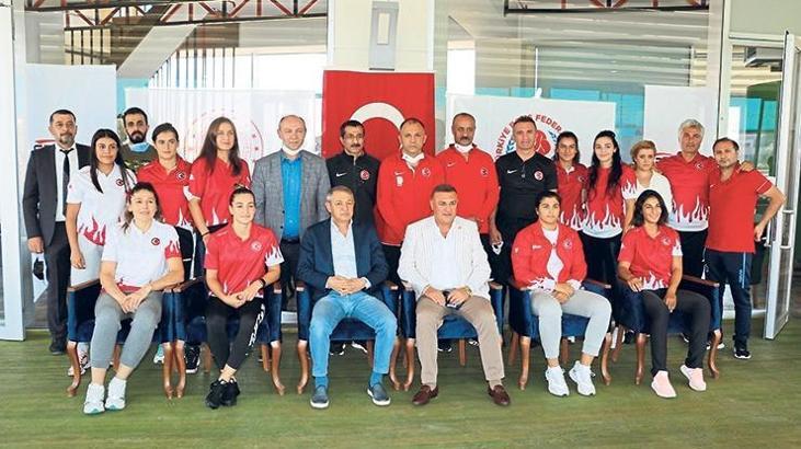 Milli boksörler Kazakistan yolcusu