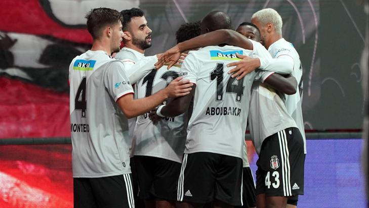 Beşiktaş 4'te 4 yapmak istiyor