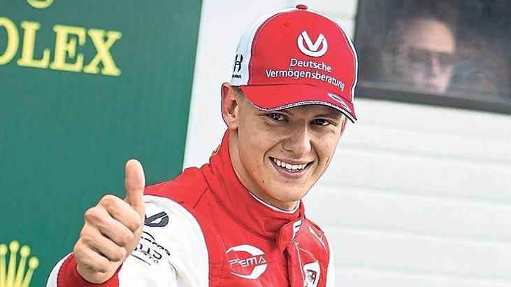 Şampiyon Schumacher!