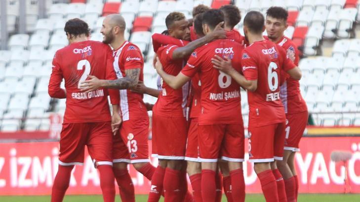 Antalyaspor 7 haftalık 3 puan hasretine son verdi