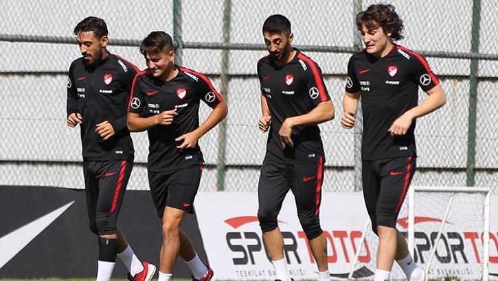 Milli takımda sakatlık şoku! İrfan Can Kahveci kadrodan çıkarıldı