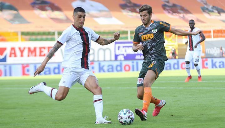 Son dakika - Salih Uçan Galatasaray'a gelecek mi? Resmi açıklama...