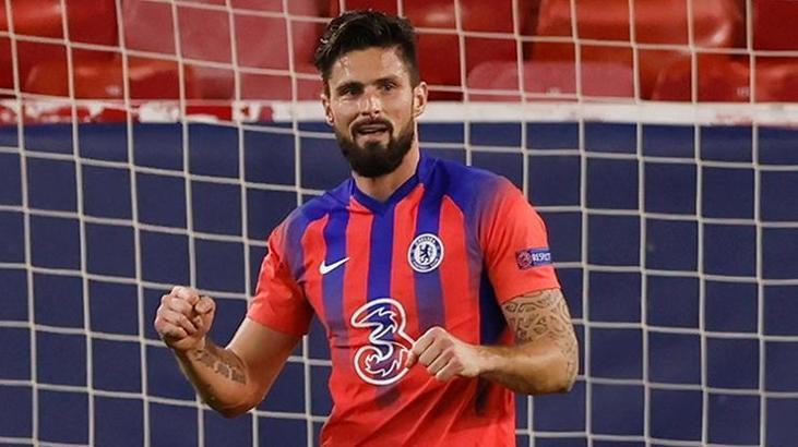 Giroud tarihe geçti