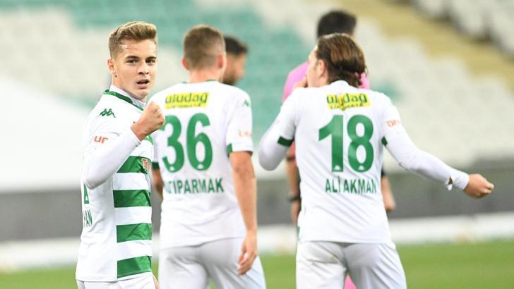 Bursaspor'un yükselen değeri Batuhan Kör