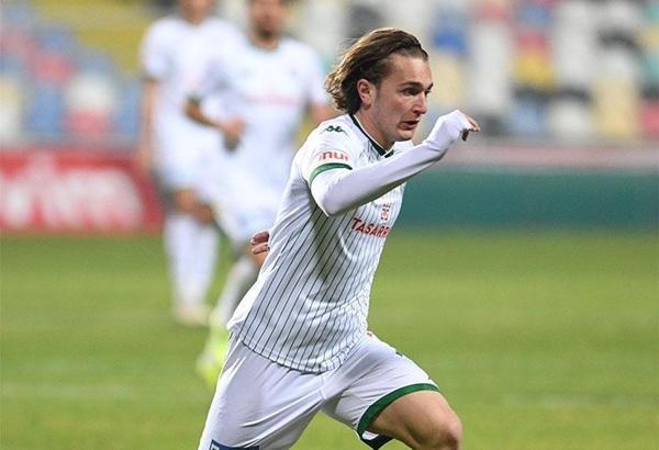 Bursaspor'da transferin gözdesi Ali Akman 4 haftadır suskun