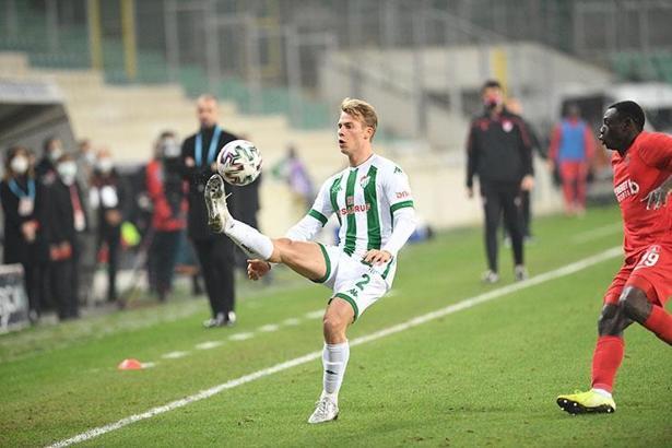 Bursaspor'da İsmail Çokçalış cezalı duruma düştü