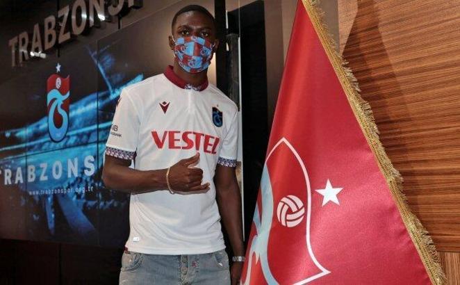 Trabzonspor'un hayal kırıklığı: Steven Plaza