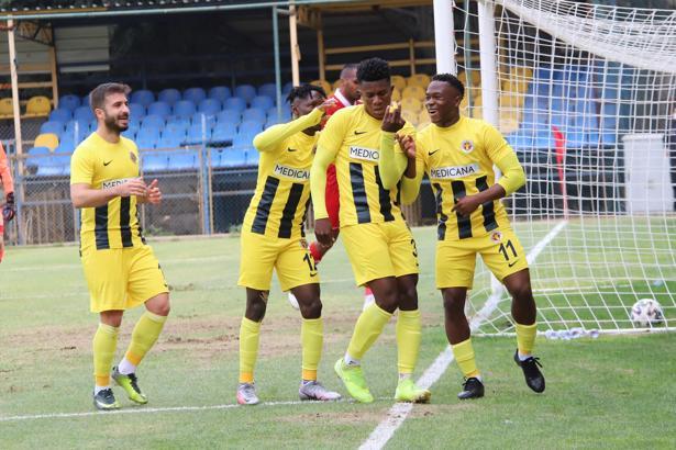 Menemenspor 2'de 2 yaparak yükselişe geçti