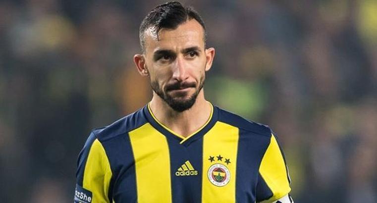 Mehmet Topal, Galatasaray'dan haber bekliyor