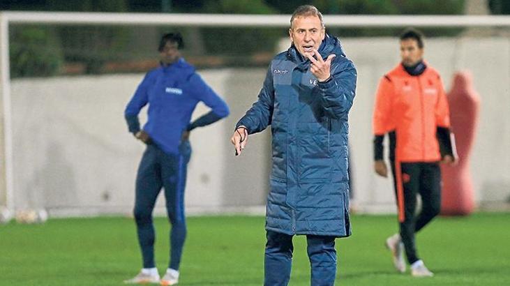 Abdullah Avcı: ‘İlk yarıda bitirin'