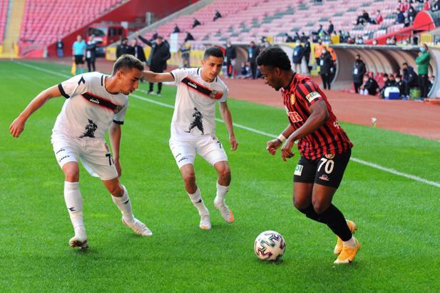 Eskişehirspor - Kastamonuspor maç sonucu: 2-0