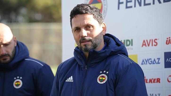 SON DAKİKA! Fenerbahçe'de Erol Bulut Samatta'nın sahalardan uzak kalacağı süreyi açıkladı