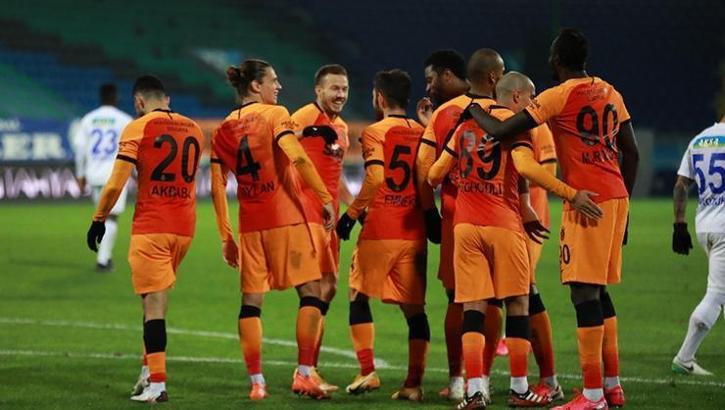 Galatasaray deplasman fobisini yendi! 15 yılın en iyisi!