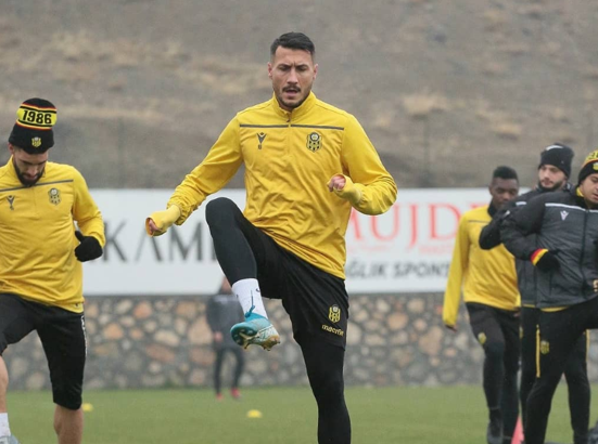 Adis Jahovic'ten Beşiktaş'a gözdağı