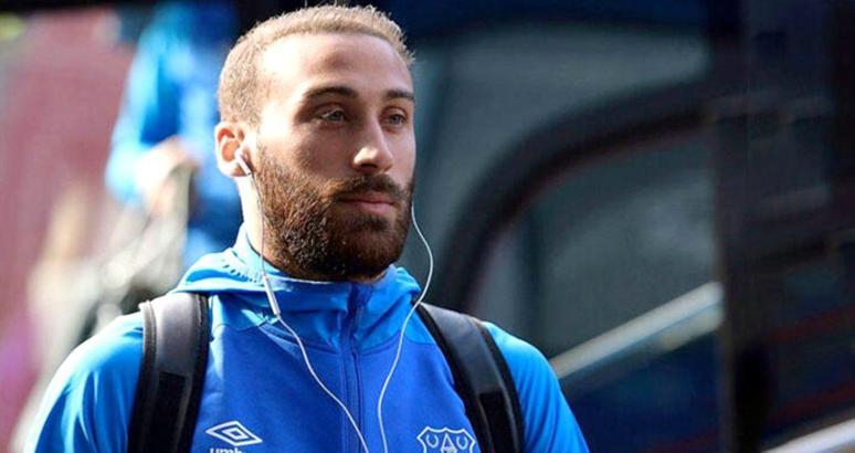 Cenk Tosun'dan transfer açıklaması! Everton'dan ayrılacak mı?