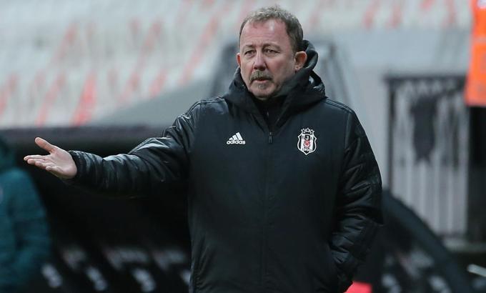 Beşiktaş'ta Sergen Yalçın'ın derbi öncesi zor tercihi