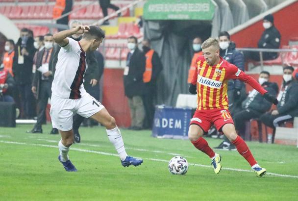 Kayserispor'da Pedro Henrique formasına kavuştu