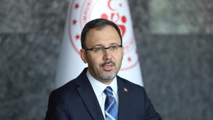Bakan Kasapoğlu, İlke Özyüksel'i tebrik etti