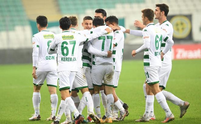 Bursaspor, 1922 Konyaspor'u konuk edecek