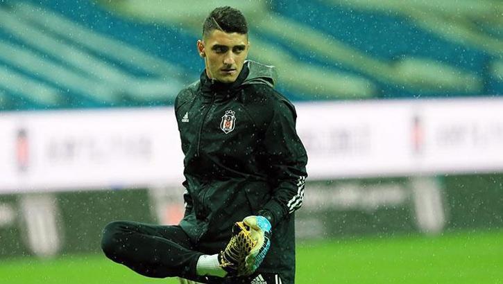 Beşiktaş'ın genç kalecisi Emre Bilgin yedek tamamladı