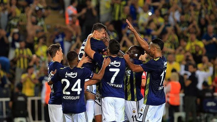 Mekanın sahibi geldi: Emre Belözoğlu...