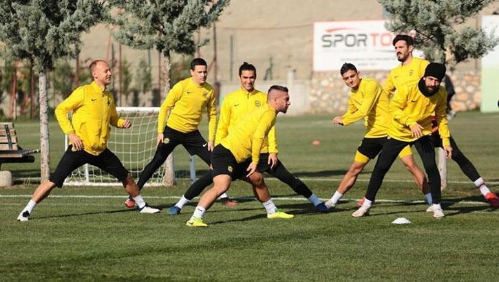 Yeni Malatyaspor Türkiye Kupası maçı için hazırlanıyor