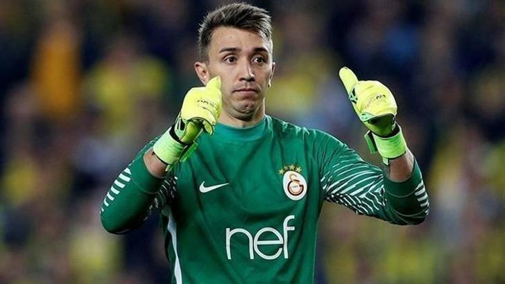 Galatasaray'da Muslera'dan iyi haber!