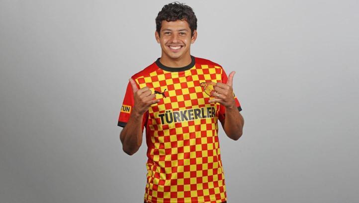 SON DAKİKA | Guilherme, resmen Göztepe'de