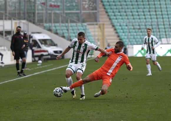 Bursaspor'dan topla oynama ve pas rekoru