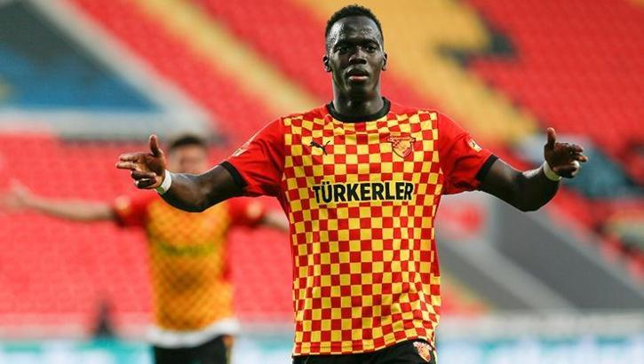Göztepe'de Ndiaye kendisini göstermeye başladı