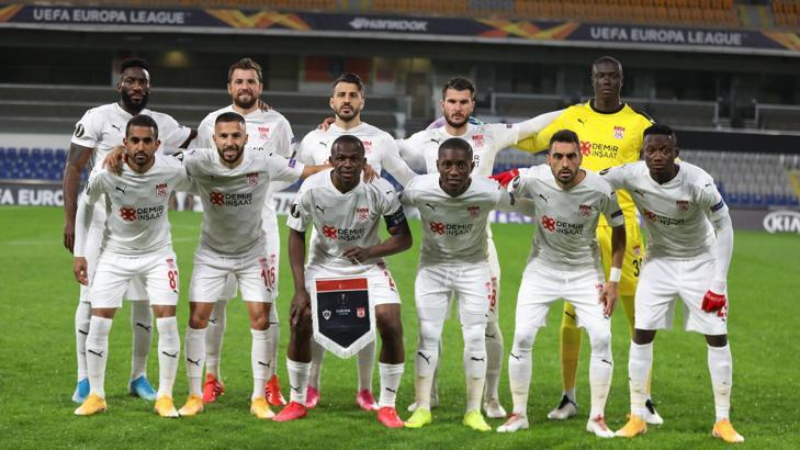 SON DAKİKA! Sivasspor'a UEFA maçı öncesi koronavirüs şoku!