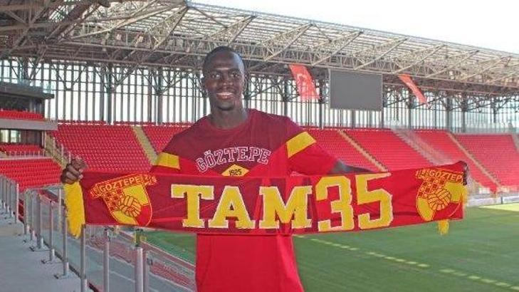 Göztepe'de Ndiaye formayı kaptı